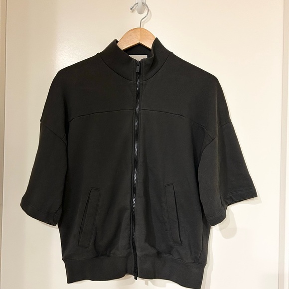 Fear Of God Essentials full zip short sleeve jacket gray size 12 100% cotton - Picture 2 of 10